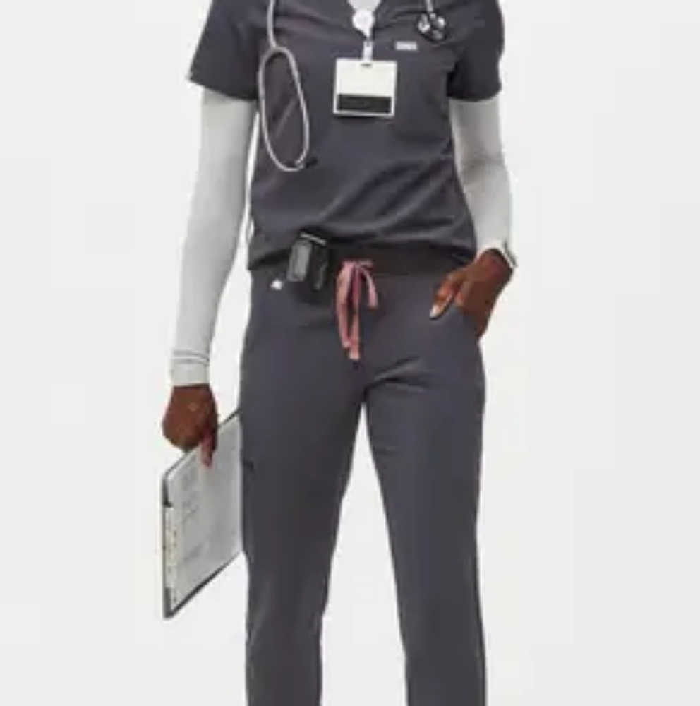 Figs Jogger Scrub Set